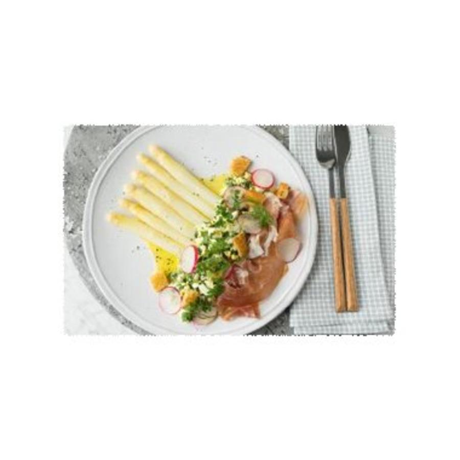 Asperges à la flamande met gerookte ham en radijsjes