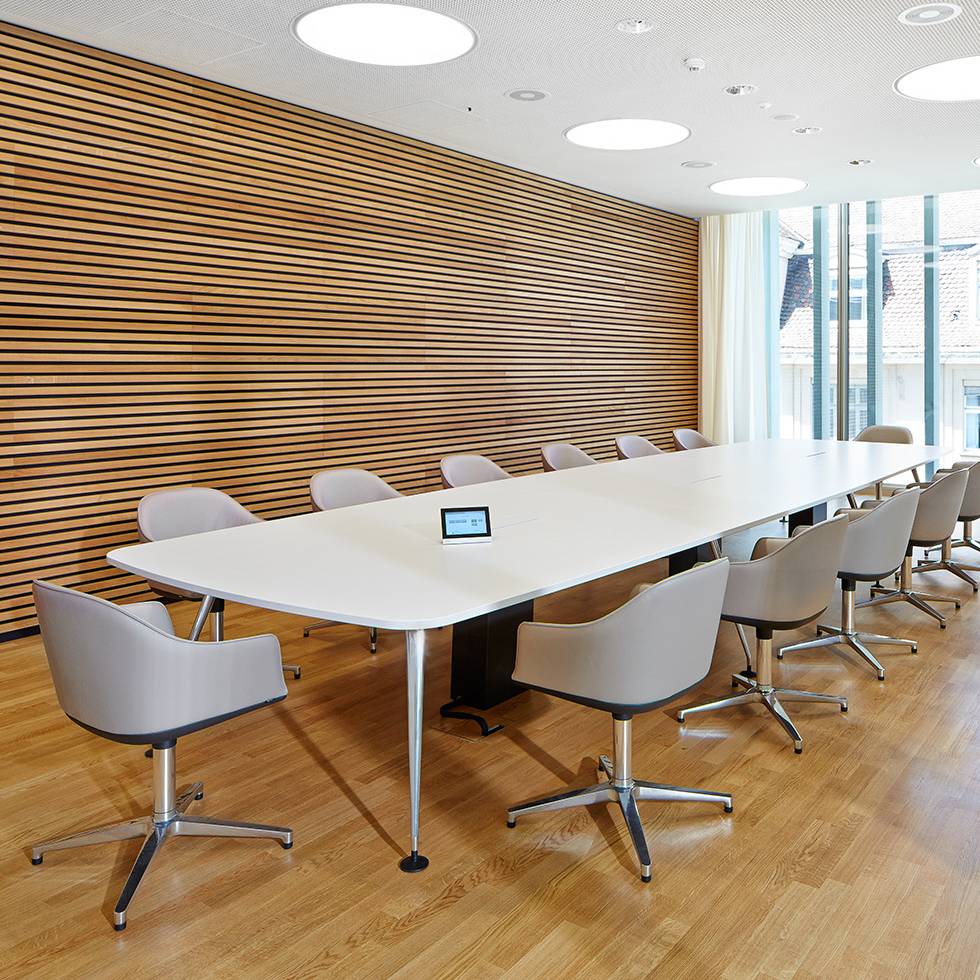Vitra Vitra Softshell Chair | Cross base - Workbrands