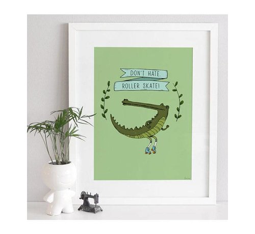 A Grape Design poster krokodil op rollerskates
