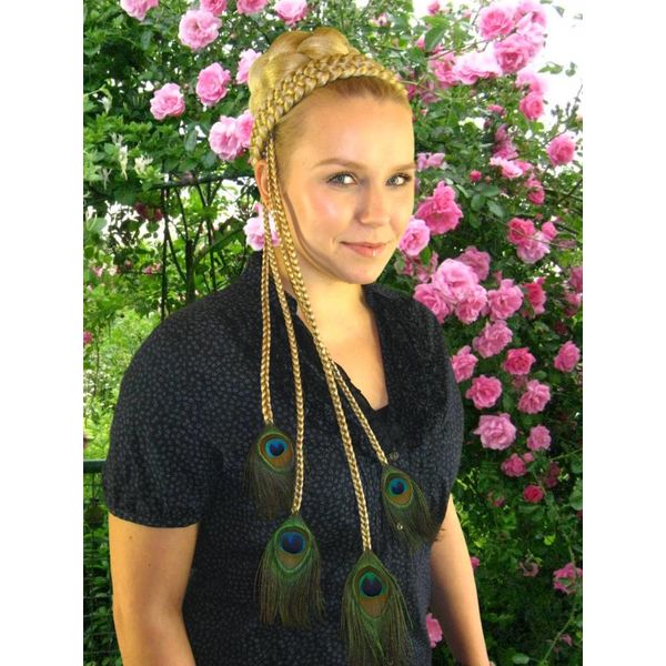 Peacock feather extensions and hair pieces in all hair colors MAGIC