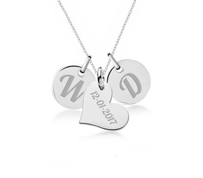Ketting Graveren Moeder Ketting met 2 rondjes en hartje zilver