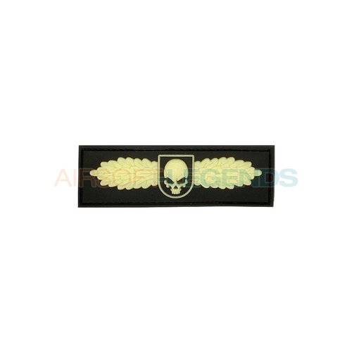 JTG JTG Winged Skull Rubber Patch Glow in the dark JTG JTG Winged Skull Rubber Patch Glow in the dark