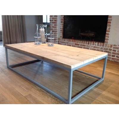PURE Wood Design 'Svelvik' industriële salontafel steigerhout/stalen onderstel gesloten