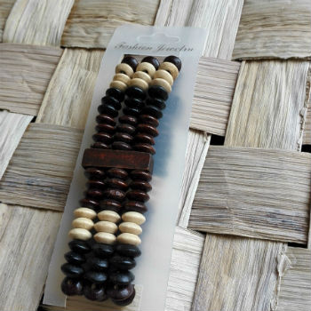 Brede houten armband met kralen