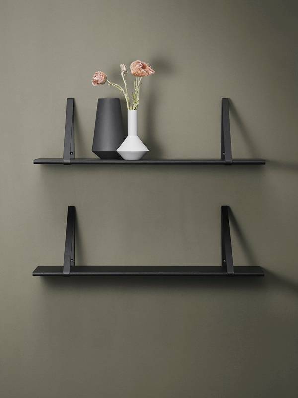 Stijlvolle boekenplank van Ferm Living