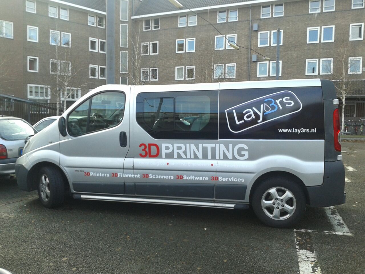 Heeft u service nodig voor uw product dan komen we naar uw toe met onze service bus.