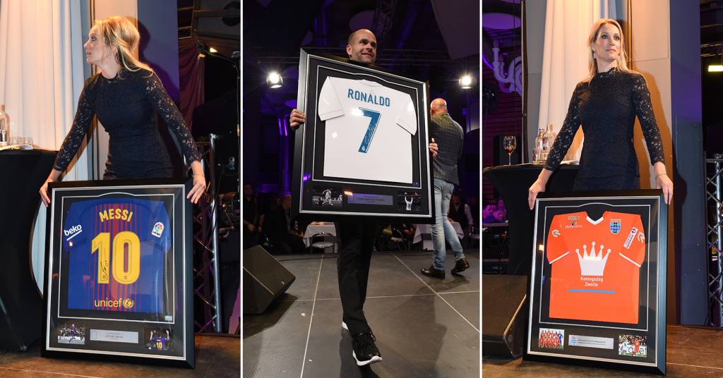 Messi en Ronaldo geveild op gala PEC Zwolle