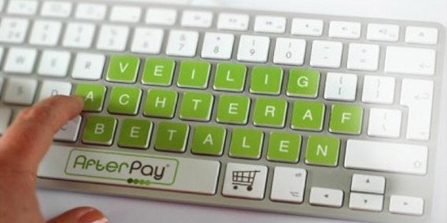 Voedingsbeha's en Zwangerschapsbadmode achteraf betalen met Afterpay