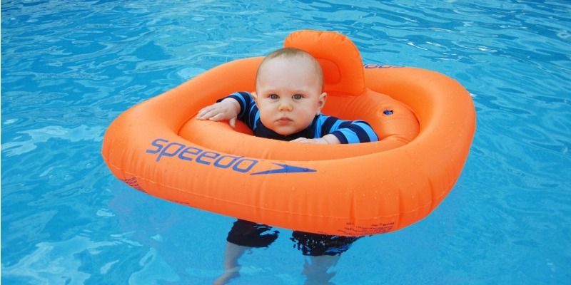 Eerste keer babyzwemmen: wat kun je verwachten?
