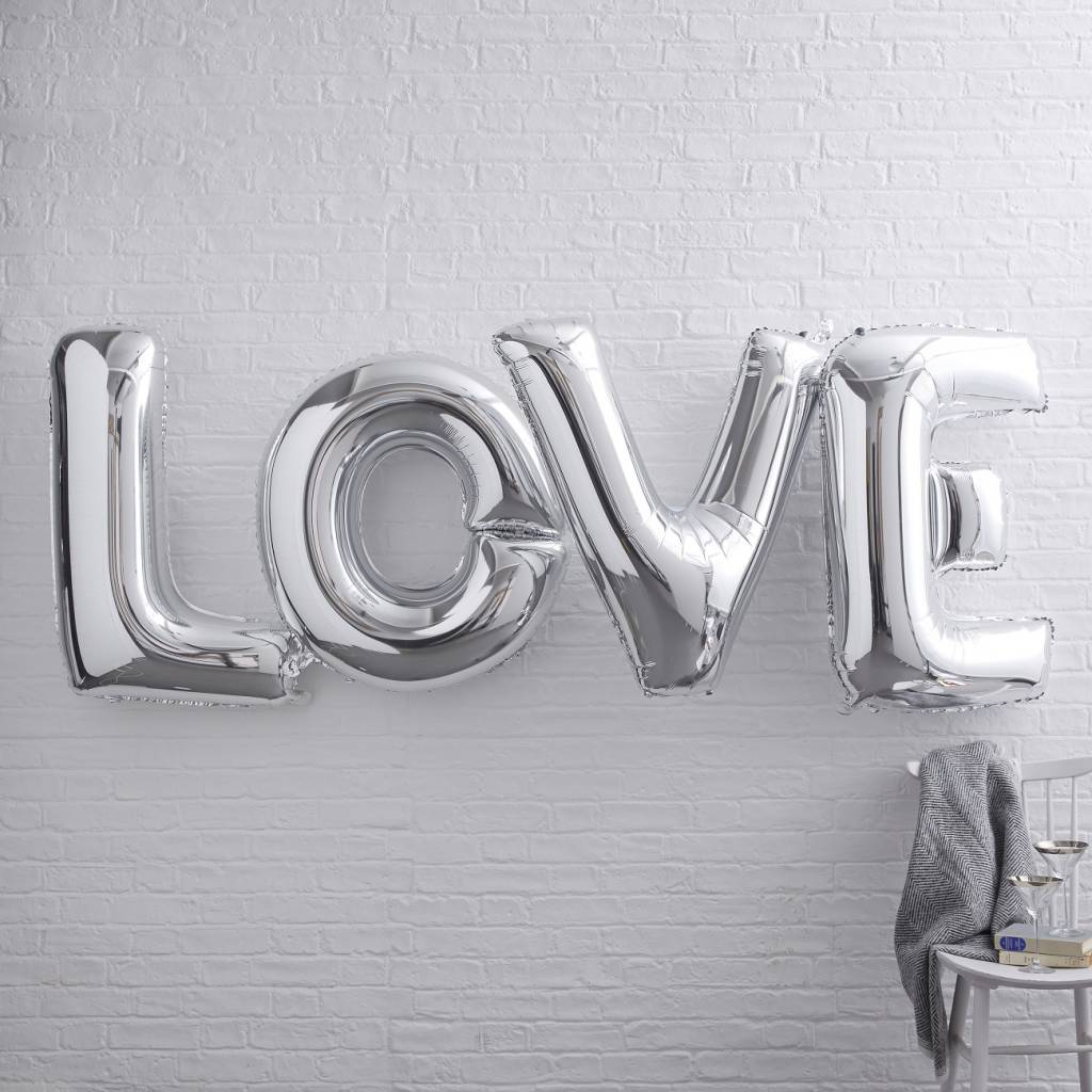 Love is in the air!
