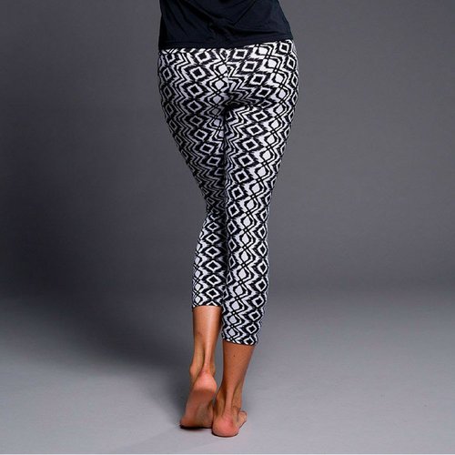 Onzie Yoga Wear Capri Pant - Black Diamond (XS) Onzie Yoga Wear Capri Pant - Black Diamond (XS)