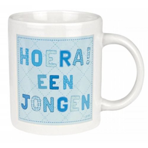 Beker met print `hoera een jongen" Beker met print `hoera een jongen"