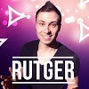 Rutger en Thomas blij met hun Roundie op de Beautyglossparty 2016