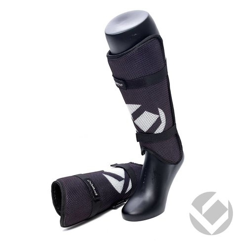 Brabo Brabo Shinguard F3 mesh LW Bk/Wh Brabo Brabo Shinguard F3 mesh LW Bk/Wh