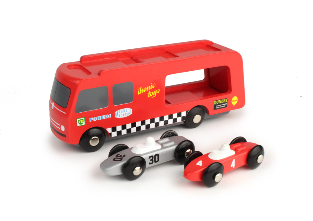 houten race auto transporter