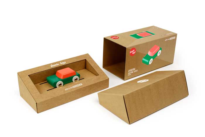 Floris Hovers Houten Speelgoed Ikonic Toys Kickstarter