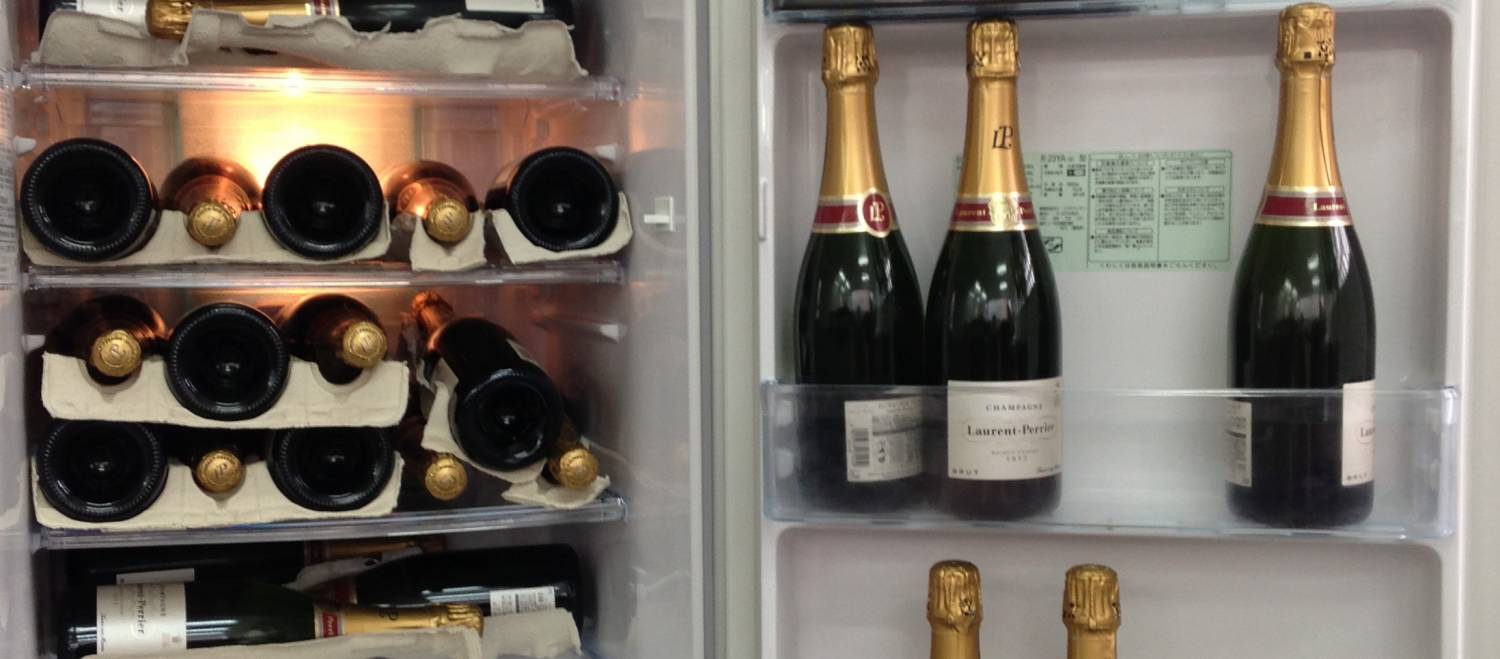 Champagne in de koelkast, mag dat?