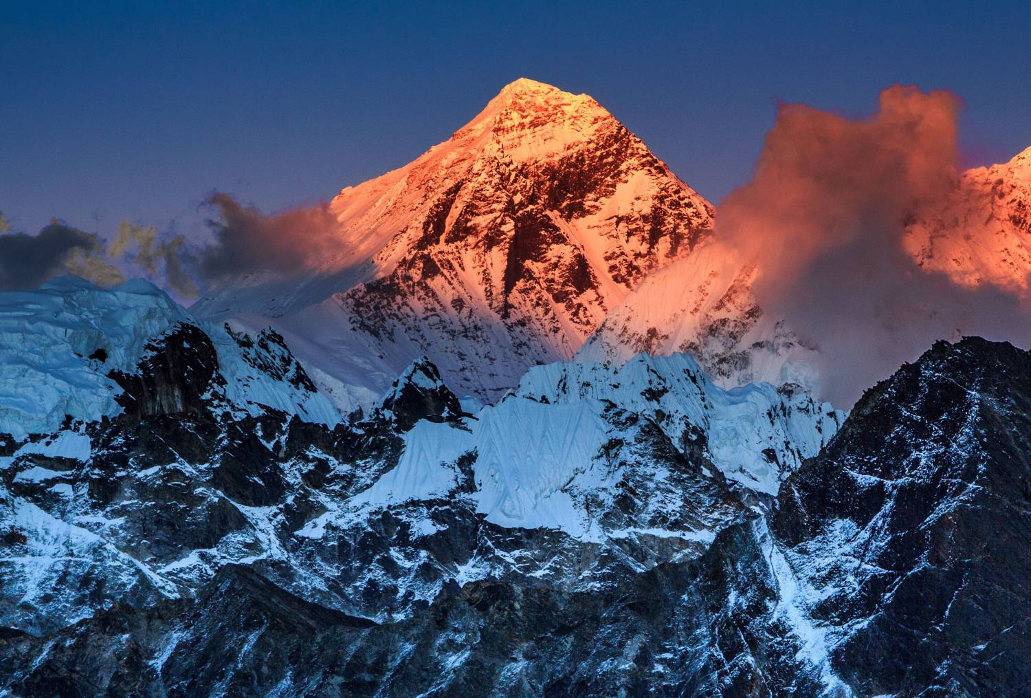 Met Mobisun naar de top van de Mount Everest