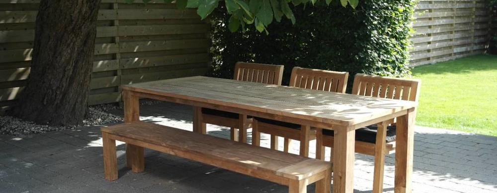 tuinbank zonder leuning ideaal voor aan de tuintafel