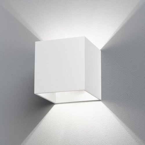 B-Lighted Cubiq B-Lighted Cubiq