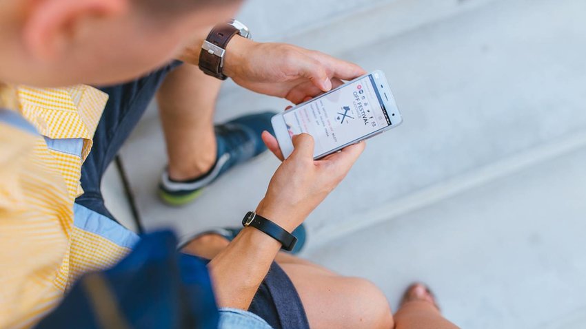 5 tekenen dat je verslaafd bent aan je smartphone 5 tekenen dat je verslaafd bent aan je smartphone