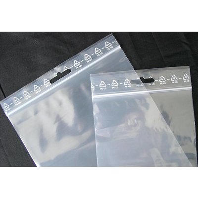 LDPE-Druckverschlußbeutel, Format: 250 x 350 mm (B x H bis zum Verschluß), 50 my Stärke, transparent, unbedruckt, mit Eurolochung oberhalb des Druckverschlusses