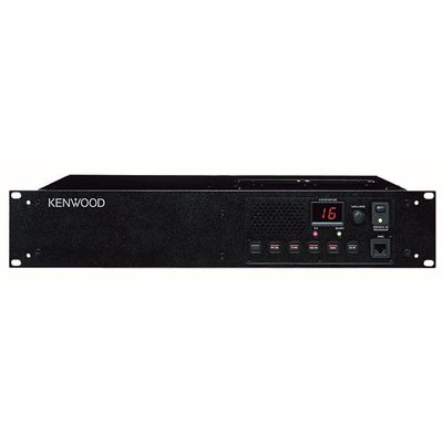 Kenwood TKR-751E VHF repeater en basisstation in 1