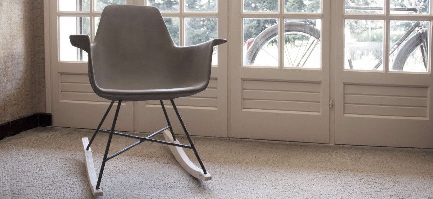 REVIEW Schommelstoel Beton