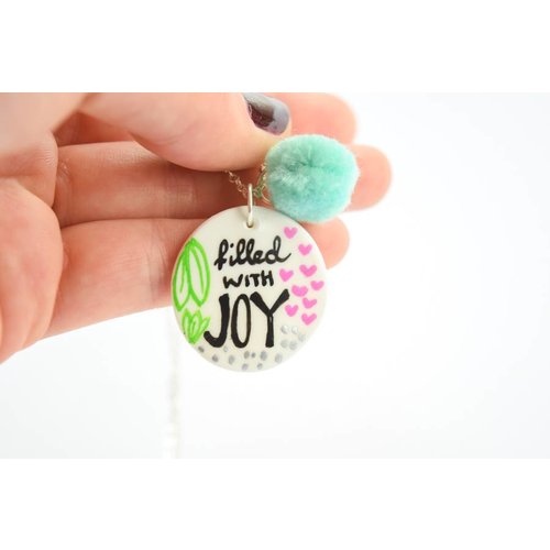 Cute Clay "Filled with Joy" - Spruch-Kette Cute Clay "Filled with Joy" - Spruch-Kette