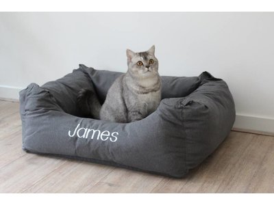 Kattenmand met de naam van je eigen Kat!