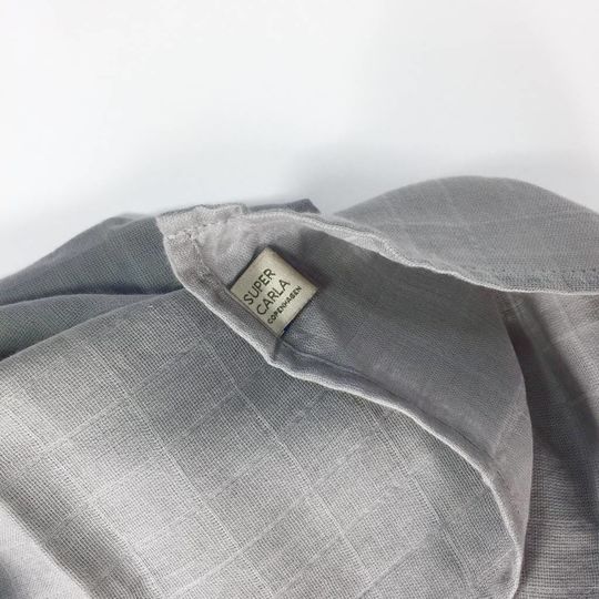 super carla swaddle grijs