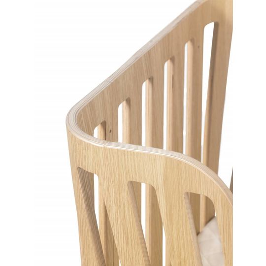 charlie crane extendable cot MUKA