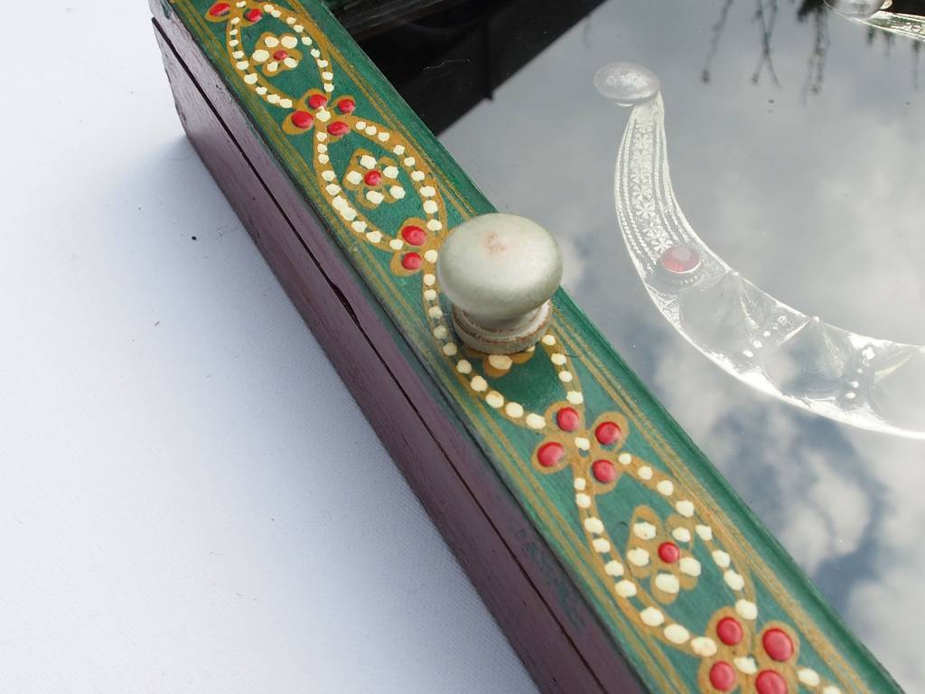 Wandvitrine Hängevitrine Afghanistan antike nomaden Schmuck Orient