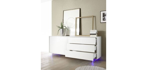 Aladin Dressoir met Plexiglas poten Benvenuto Design Aladin Dressoir met Plexiglas poten