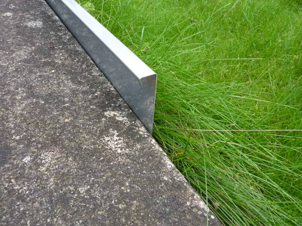 Rasenkanten Kiesleisten aus Edelstahl von Versandmetall kaufen