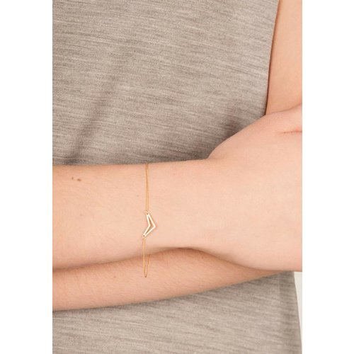 Dutch Basics Triangle Bracelet 'TUI' _ Gold-Plated Dutch Basics Triangle Bracelet 'TUI' _ Gold-Plated