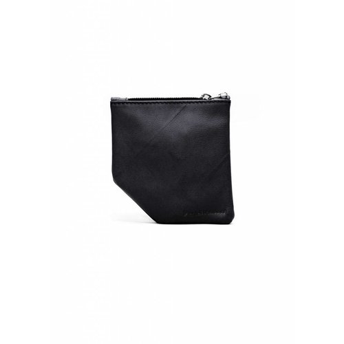 Dutch Basics Small Diagonal Wallet - Black Dutch Basics Small Diagonal Wallet - Black