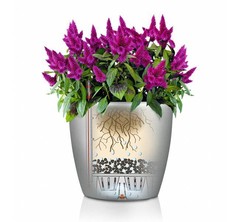 Watergevende bloempotten