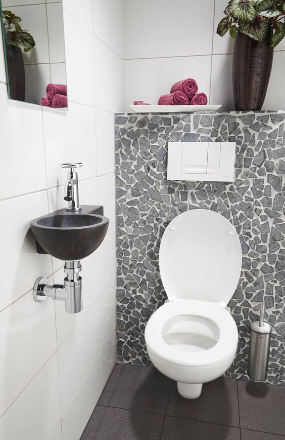 Hardheid Vaardig onhandig wc wandtegels voor in het toilet? Geeft uw wc een nieuwe boost! -  TegelExact.nl