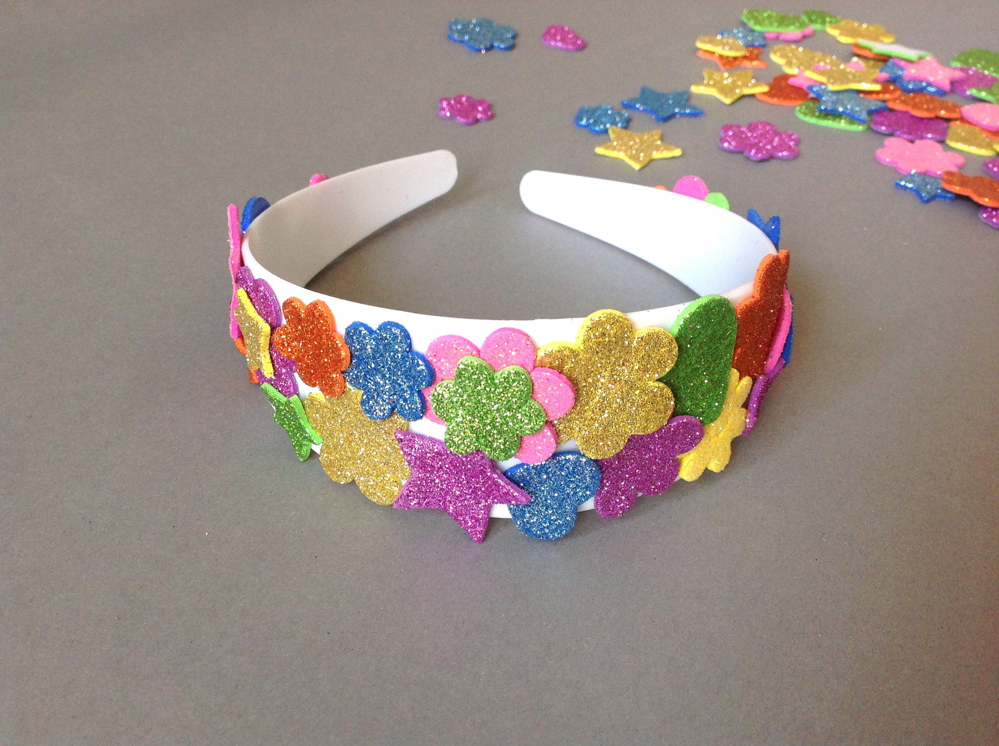 lilipotaniende-glitzer-haarreifen-moosgummi 2