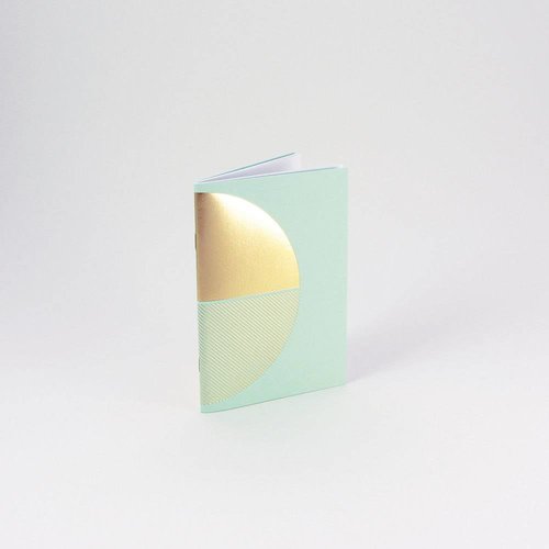 Tom Pigeon Reflex Pocketbook Brass - Mint Tom Pigeon Reflex Pocketbook Brass - Mint