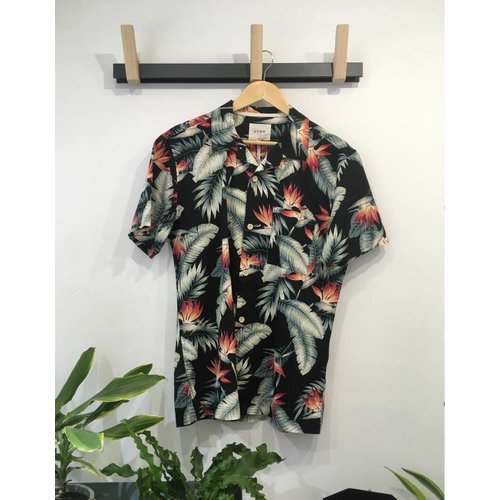 HYMN London 'BERT' Tropical Plant Print Resort Shirt - Small HYMN London 'BERT' Tropical Plant Print Resort Shirt - Small