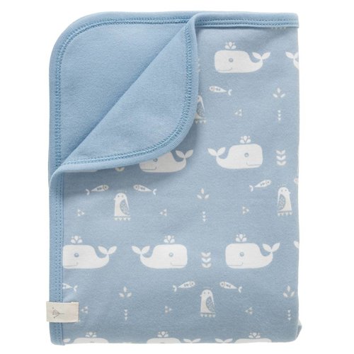 Fresk Fresk Wiegdeken Whale Blue Fog 80x100 cm TOG-waarde 0,7 Fresk Fresk Wiegdeken Whale Blue Fog 80x100 cm TOG-waarde 0,7