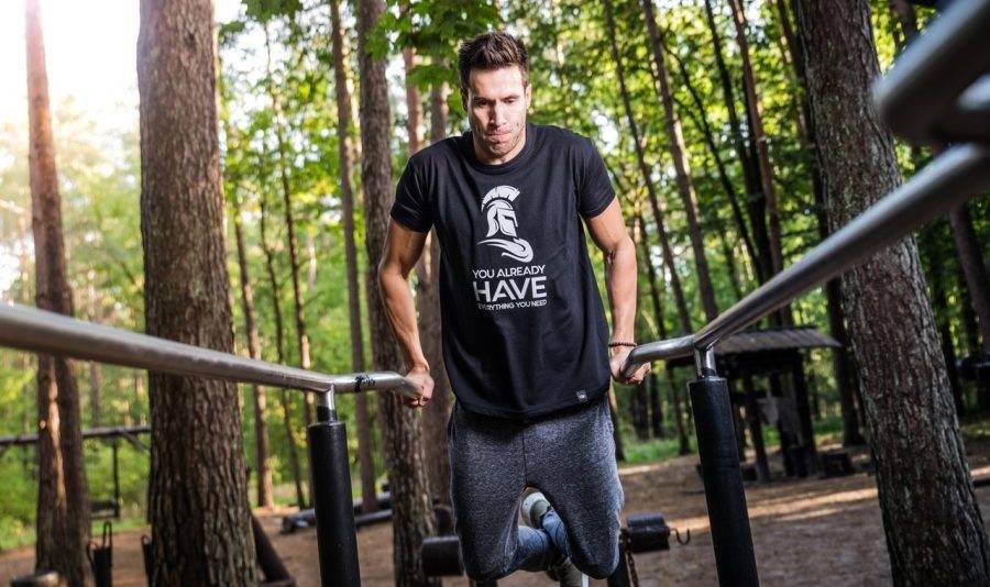 Training mit dem eigenen Körpergewicht - die 11 besten Calisthenics Übungen für den Anfang