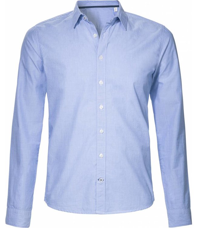 Blauw fil-a-fil, biologisch katoenen, slimfit overhemd from BETTER.. Clothing Blauw fil-a-fil, biologisch katoenen, slimfit overhemd from BETTER.. Clothing