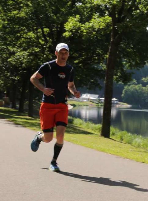 Halve Marathon gelopen op de Eifelmarathon In Waxweiler (Duitsland)