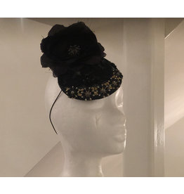 Rosalind Beere Rosalind Beere black lace disk with gold and black flower design, large black fabric flower