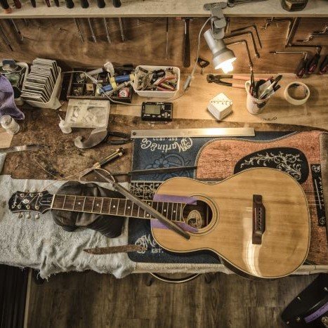 Gitaar-onderhoud tijdens de wintermaanden