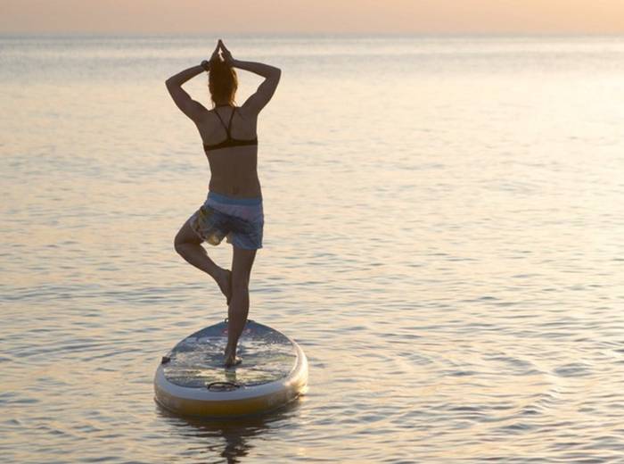 The Top 5 Health Benefits of Stand Up Paddleboarding