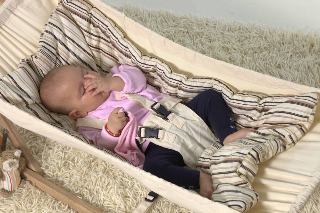 Hoe wiegen je baby beter laat slapen